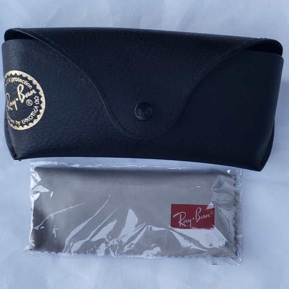 Ray-Ban Case with Cloth - Picture 1 of 5